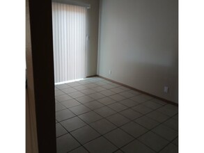 6804 Mayhill Ct NW in Albuquerque, NM - Building Photo - Building Photo