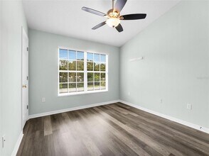 8736 Eleanor Ct in Largo, FL - Foto de edificio - Building Photo