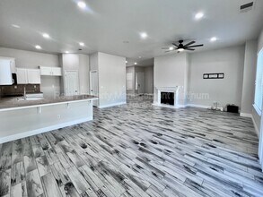 2143 S Shirley Ave in Fresno, CA - Building Photo - Building Photo