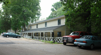 4030-4042 Arckelton Dr Apartments