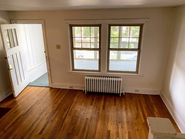 6325 Glenview Pl in Pittsburgh, PA - Foto de edificio - Building Photo