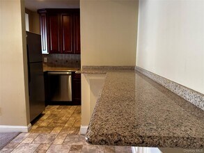 83 Bailey Ct in Middle Island, NY - Building Photo - Building Photo