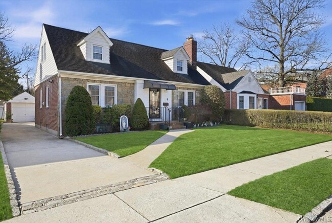 property at 18 Durham Rd