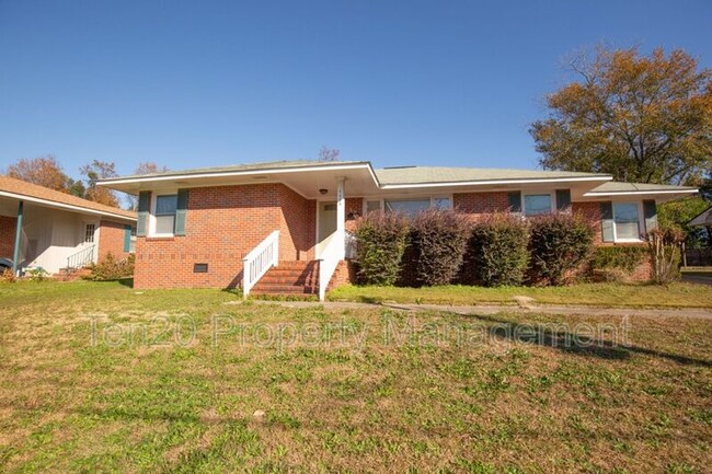 property at 4408 Chalfonte Dr