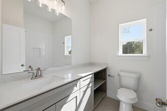 205 S Atwood St in Boyd, TX - Building Photo - Building Photo