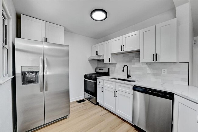 2305 Longview St in Austin, TX - Building Photo - Building Photo