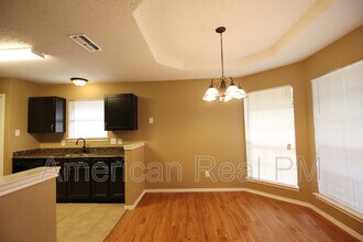 2622 Hartford Ln in Lancaster, TX - Building Photo - Building Photo