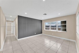 1709 N 59th Terrace in Hollywood, FL - Building Photo - Building Photo