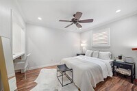 3131 Southwest Fwy photo'