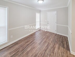 11045 Knotty Pine Pl in Hampton, GA - Building Photo - Building Photo