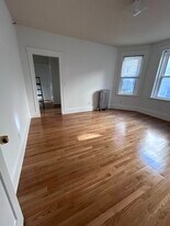 49 Saint Stephen St, Unit 16 in Boston, MA - Building Photo
