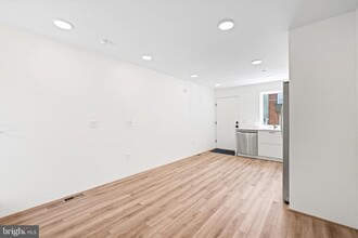 1810 Tulip St in Philadelphia, PA - Building Photo - Building Photo