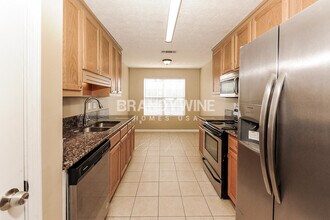 371 Walker Dr in Monroe, GA - Foto de edificio - Building Photo