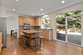 5710 Olive Ave SE in Auburn, WA - Building Photo - Building Photo