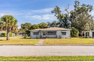 2804 Southington Ave in Lakeland, FL - Building Photo