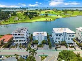 9200 W Bay Harbor Dr in Bay Harbor Islands, FL - Building Photo
