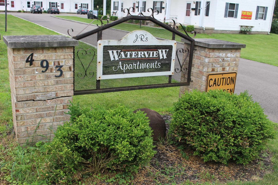 Waterview Apartments in Urbana, OH - Foto de edificio