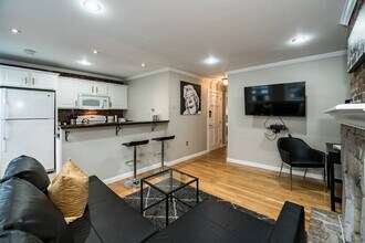 41 Grove St in Boston, MA - Building Photo - Building Photo