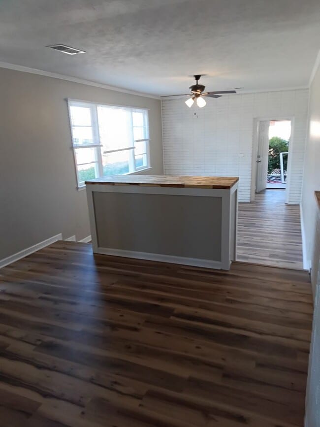 property at 416 N Madison St