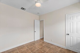 3309 Highland Ave in Manhattan Beach, CA - Building Photo - Building Photo