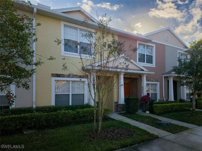 1044 Sleepy Oak Dr in Wesley Chapel, FL - Building Photo - Building Photo