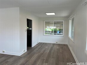 1341 Ekaha Ave in Honolulu, HI - Building Photo - Building Photo
