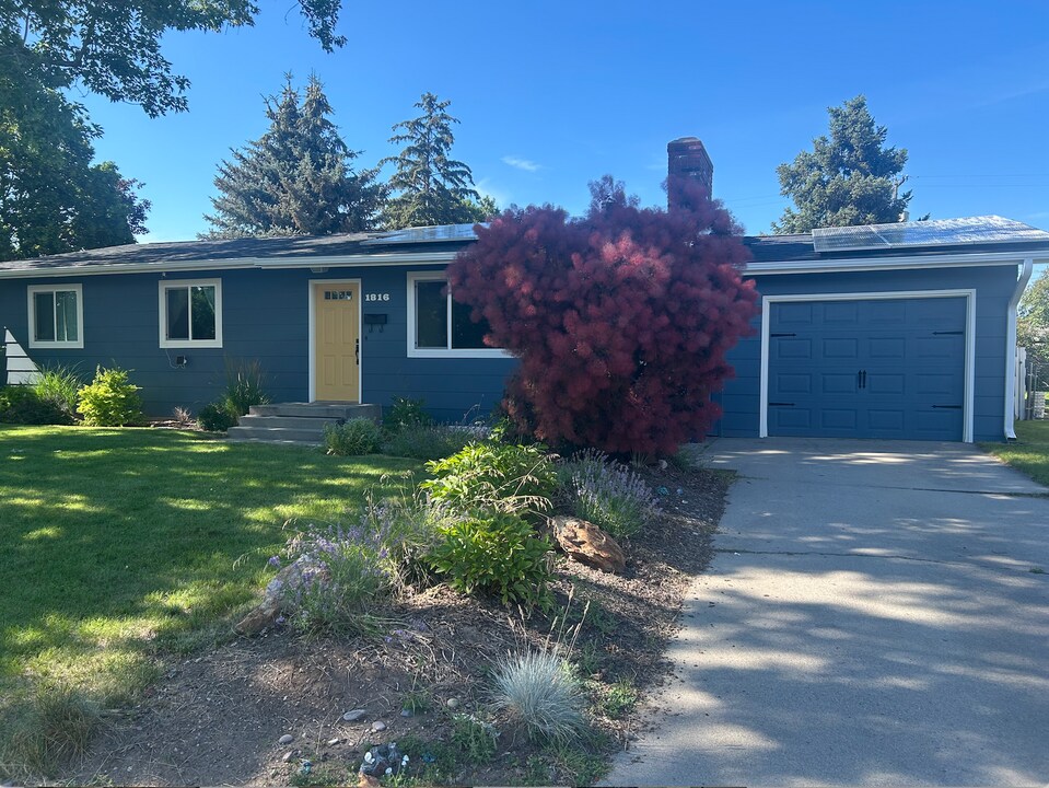 1816 Dixon Ave in Missoula, MT - Building Photo