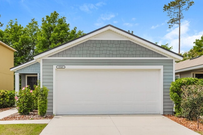 2543 Bear Crk Wy