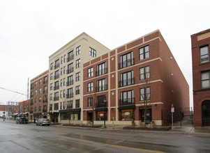 Cooks Of Crocus Hill in Minneapolis, MN - Building Photo - Building Photo