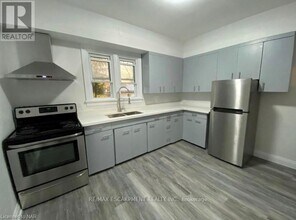 67 McCalla Dr in St Catharines, ON - Building Photo - Building Photo