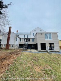445 S Main St photo'