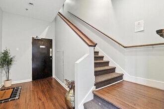480 N Thomas St in Athens, GA - Foto de edificio - Building Photo