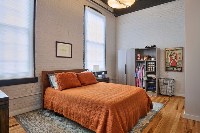 James Corner in Clinton, MA - Building Photo - Building Photo