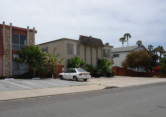 717 Boulevard Ave in Imperial Beach, CA - Building Photo - Building Photo