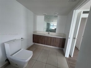 1025-1092 92nd St in Bay Harbor Islands, FL - Building Photo - Building Photo