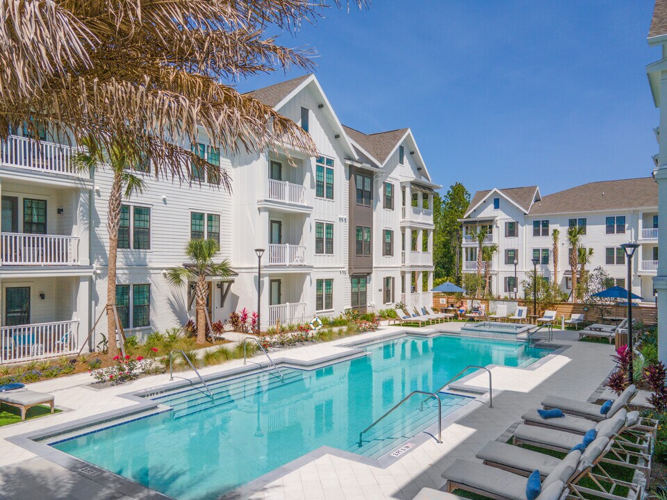 The Atwater at Nocatee in Ponte Vedra, FL - Foto de edificio