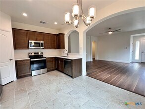 2017 Ridge View Dr in San Marcos, TX - Building Photo - Building Photo