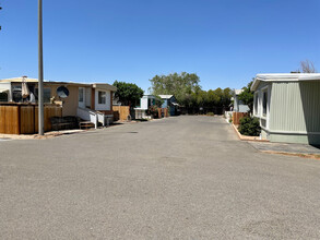 Sierra Sands Mobile Home Park in Adelanto, CA - Building Photo - Building Photo