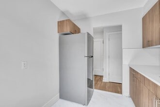 Palisades Manor Apartments – Modern Living... in Palisades Park, NJ - Foto de edificio - Building Photo