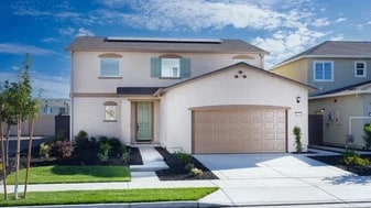 10933 Admiral Cove Way in Stockton, CA - Building Photo