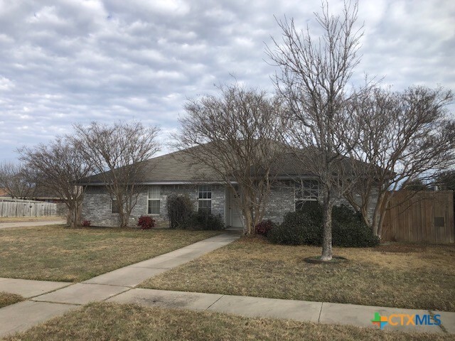 1907 Sandstone Dr in Killeen, TX - Building Photo