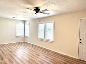 1748 NE 20th St in Oklahoma City, OK - Building Photo - Building Photo