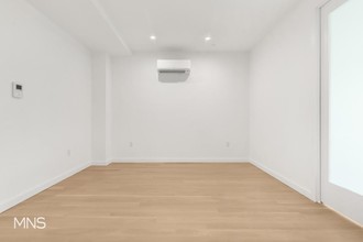 583 Lorimer St-Unit -3-A in Brooklyn, NY - Building Photo - Building Photo