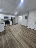 151 S Main St in Northfield, VT - Building Photo