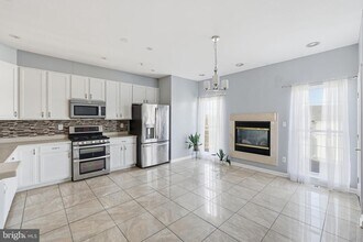 554 Ellison Ct in Frederick, MD - Foto de edificio - Building Photo