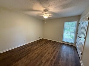 3048 Sandy Creek Dr in Germantown, TN - Building Photo - Building Photo