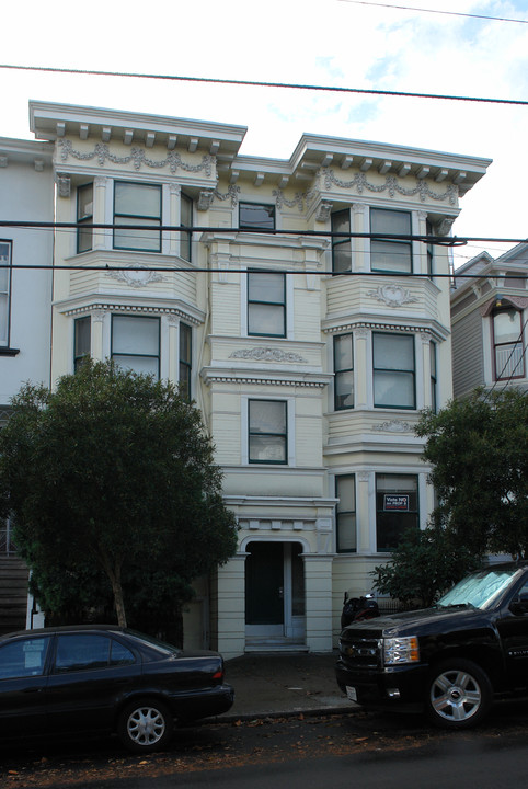 955 Page St in San Francisco, CA - Building Photo