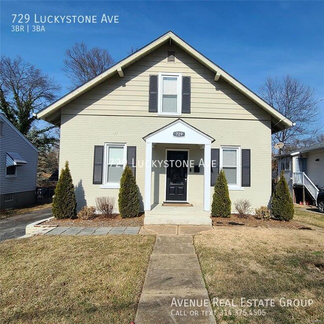 property at 729 Luckystone Ave