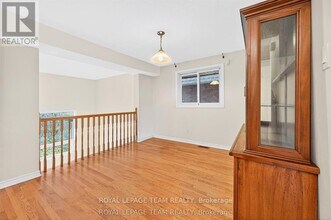 2 Bertona St in Ottawa, ON - Building Photo - Building Photo
