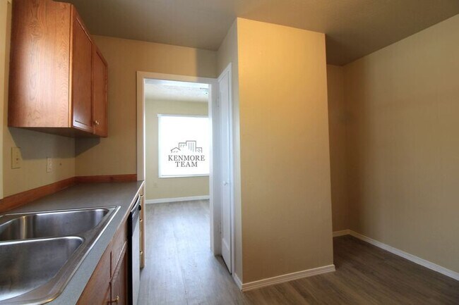 406 Benham St in Richland, WA - Building Photo - Building Photo